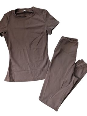 Brown Activewear Set - Short Sleeve Top & Leggings